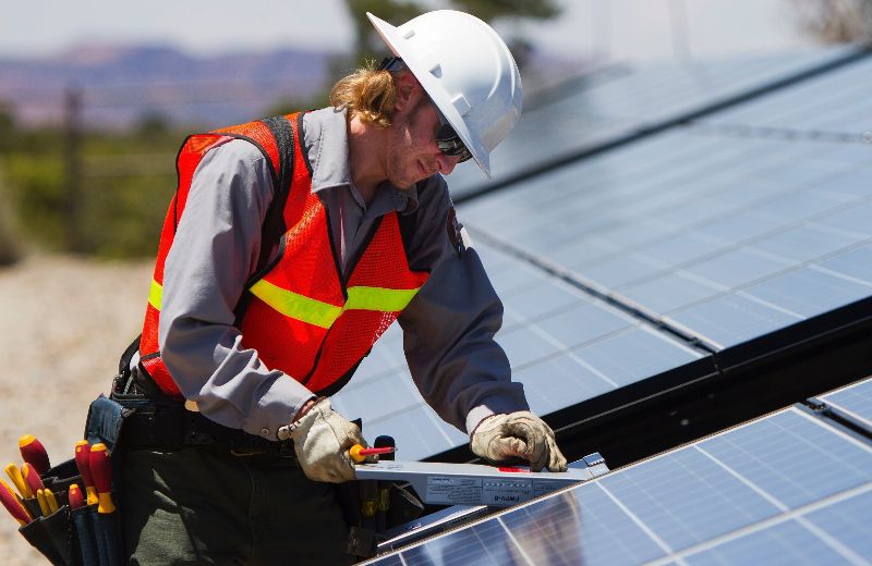 Best Solar Panel Installation Company in Bradenton